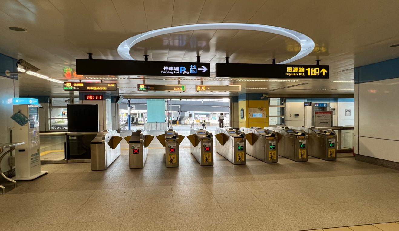 捷運中和新蘆線新莊線新北市段沿線車站-頭前庄站(台北醫院)(O17)(Y18)大廳層