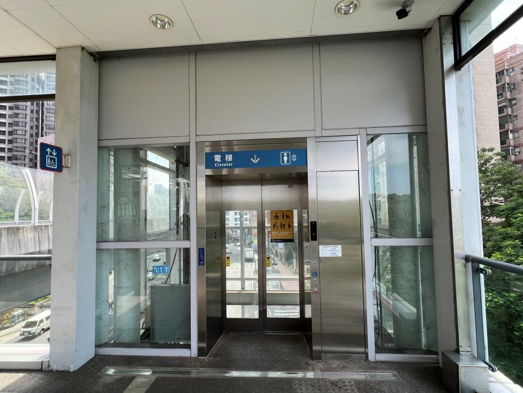 淡海輕軌綠山線沿線車站-竿蓁林站-月台層
