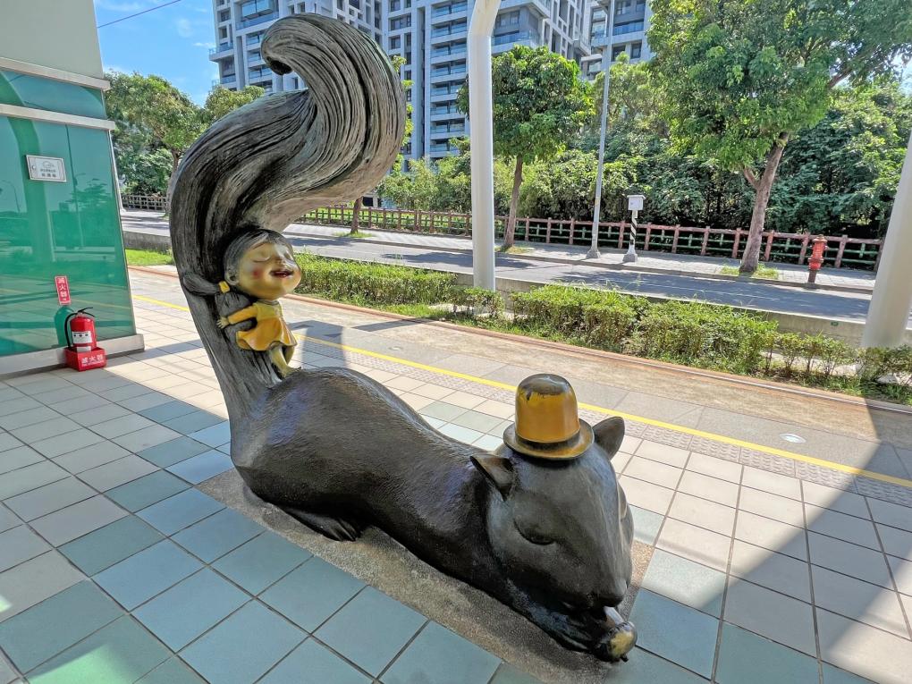 淡海輕軌綠山線沿線車站-濱海沙崙站-公共藝術