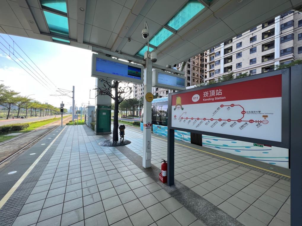 淡海輕軌綠山線沿線車站-崁頂站-設施