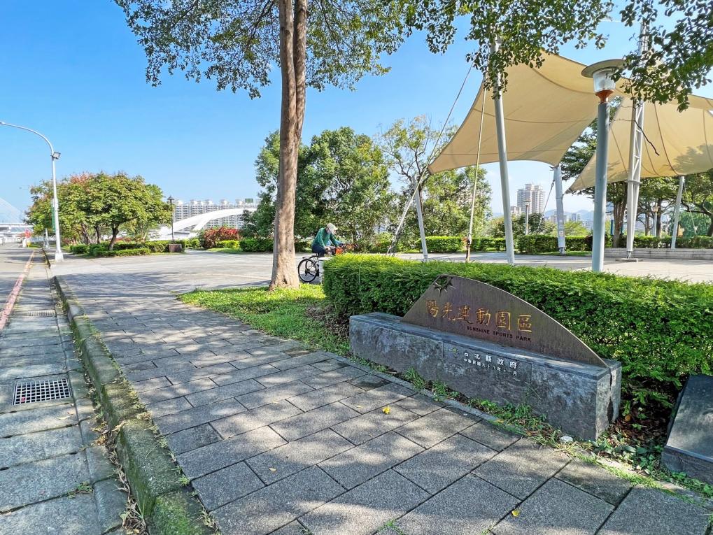 安坑輕軌沿線車站-陽光運動公園站-周邊
