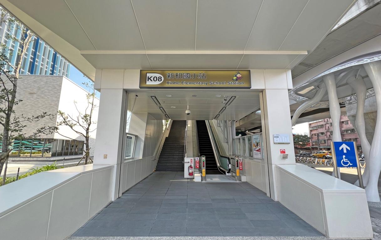 安坑輕軌沿線車站-新和國小站-位置