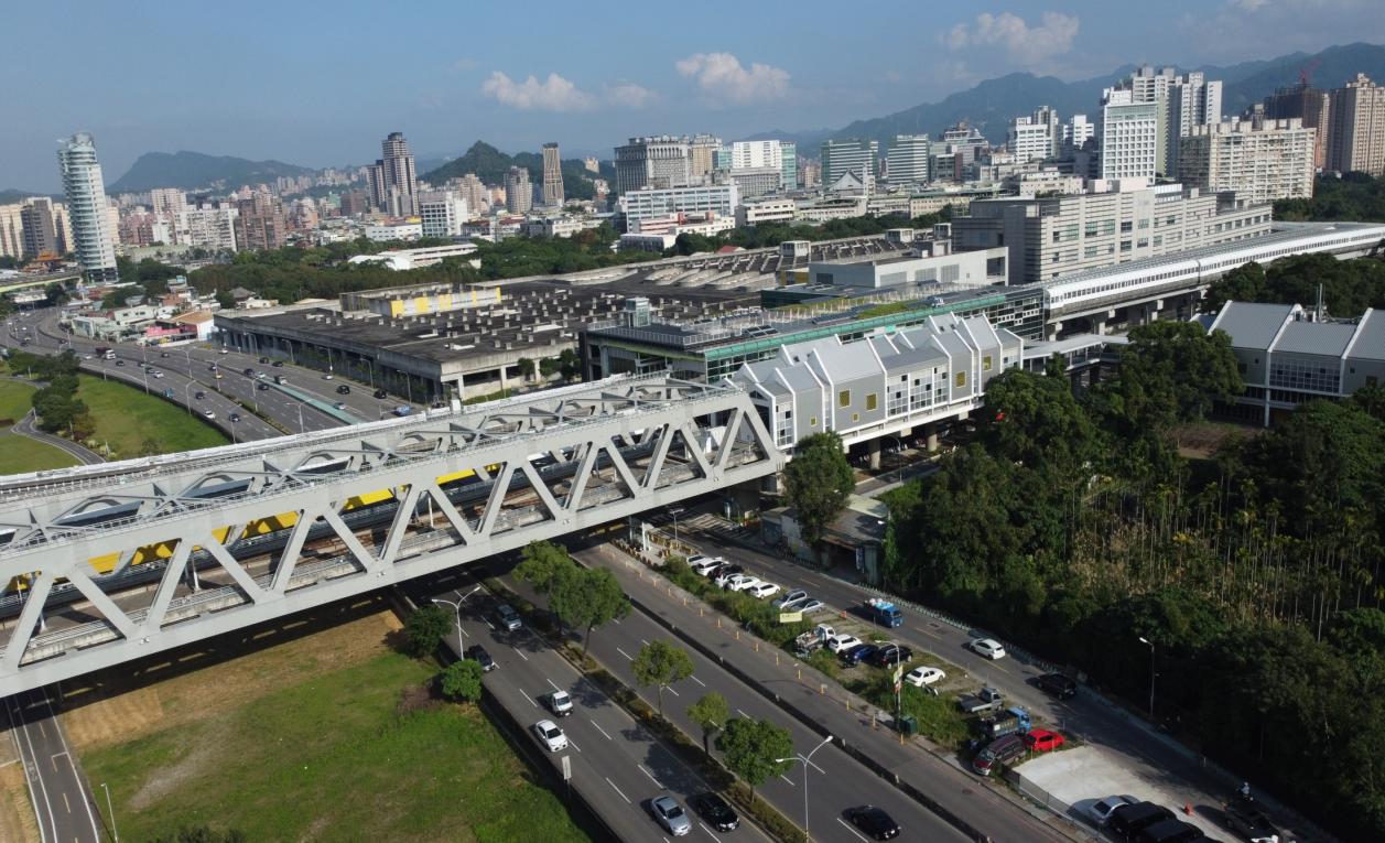 安坑輕軌沿線車站-十四張站-俯瞰