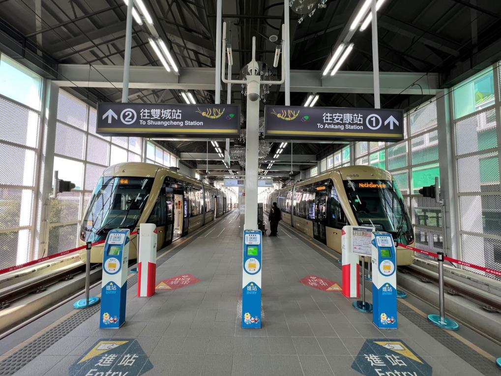 安坑輕軌沿線車站-十四張站-站體設施