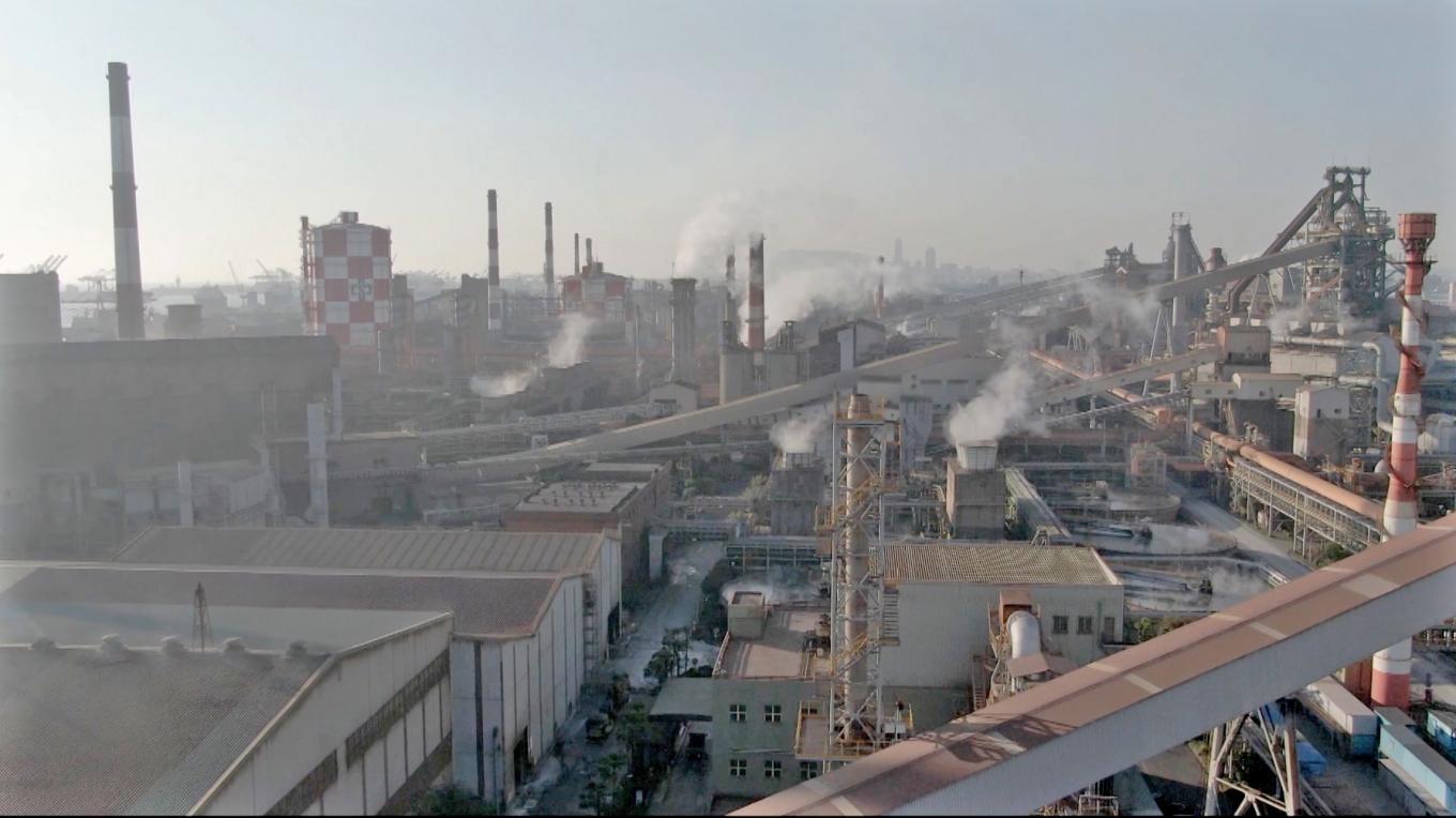 十大建設-中國大煉鋼廠開工