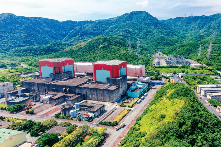 十二項建設-核能二廠工程