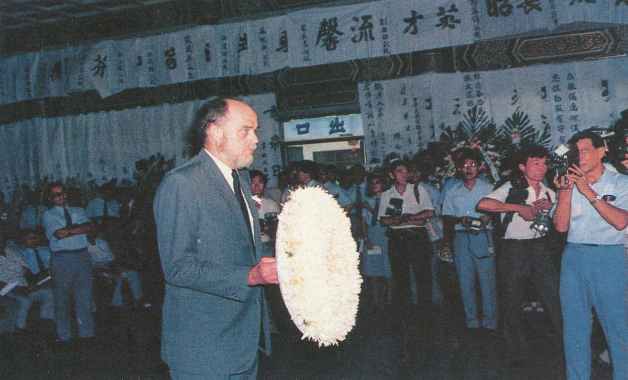榮工永遠的大家長嚴孝章先生-巨星隕落-告別式