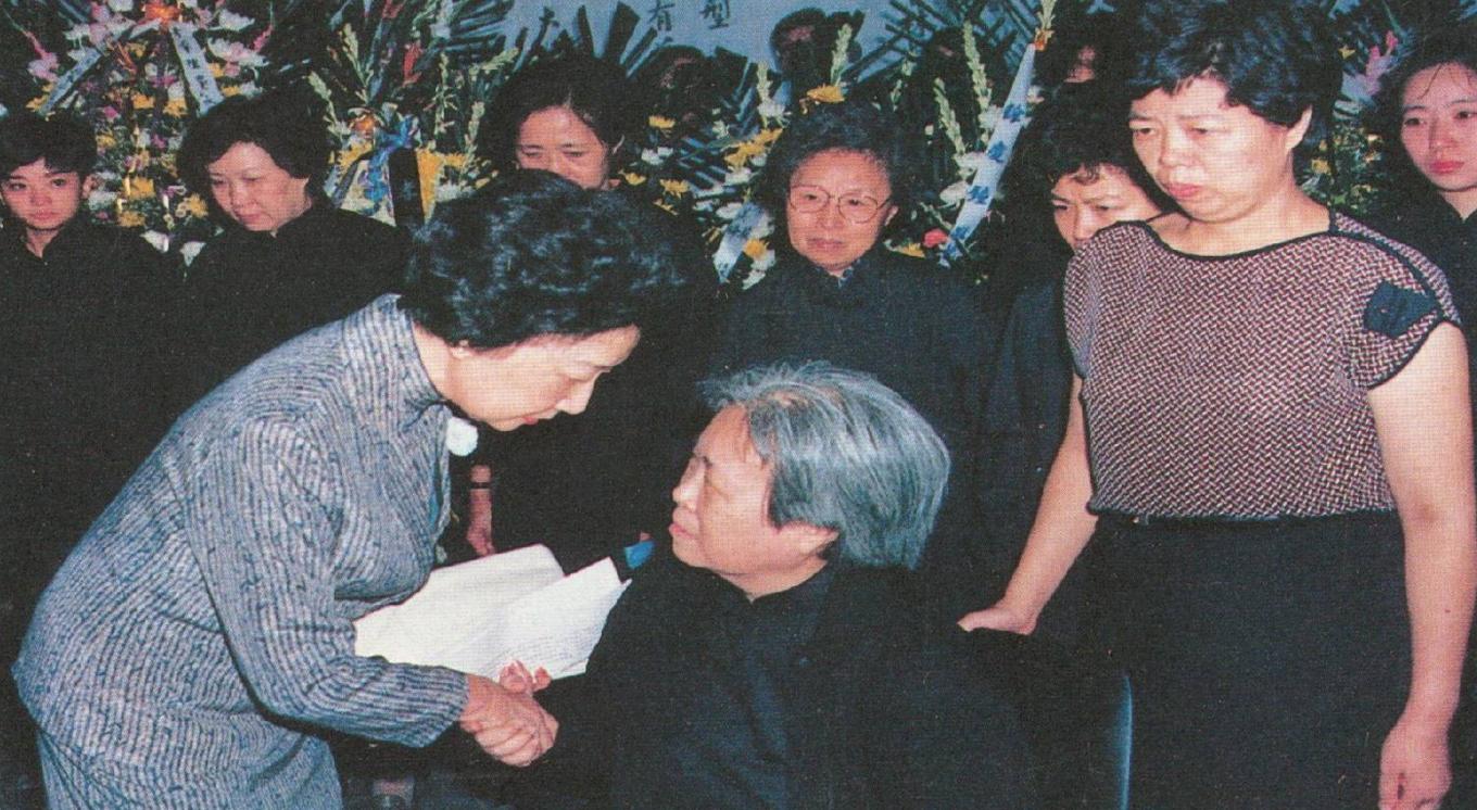 榮工永遠的大家長嚴孝章先生-巨星隕落-告別式