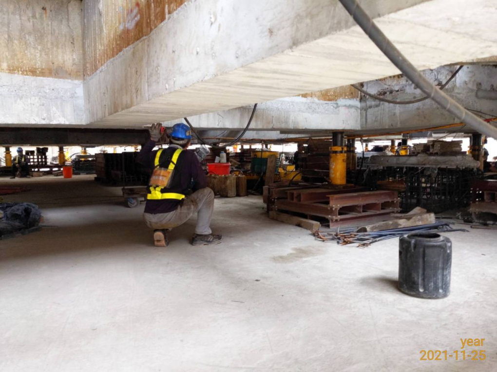 高雄市區鐵路地下化-帝冠式車站第二次遷移作業