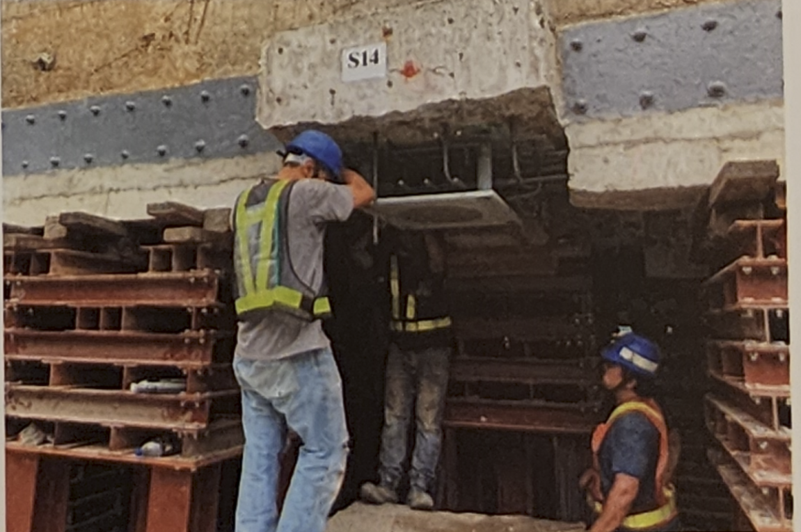 高雄市區鐵路地下化-帝冠式車站第二次遷移工程