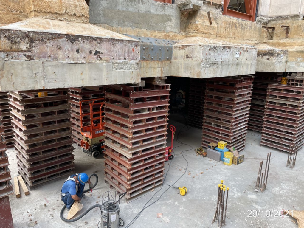 高雄市區鐵路地下化-帝冠式車站第二次遷移作業