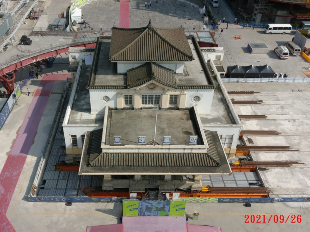 高雄市區鐵路地下化-帝冠式車站第二次遷移完成