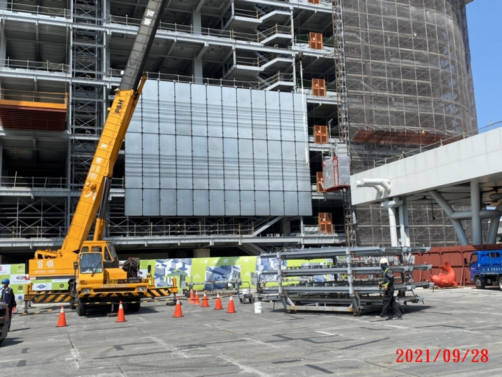 高雄市區鐵路地下化-高雄車站地下化工程-明挖覆蓋工程