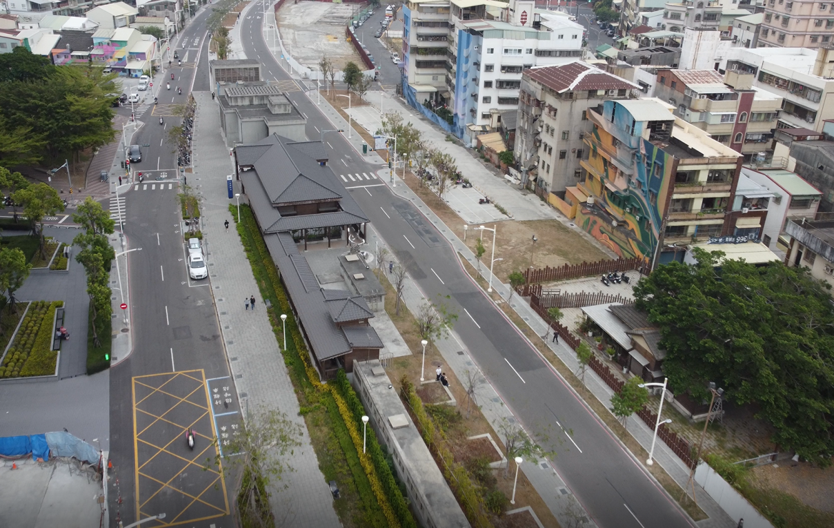 鐵路地下化計畫-高雄市區計畫復設車站-三塊厝站空拍