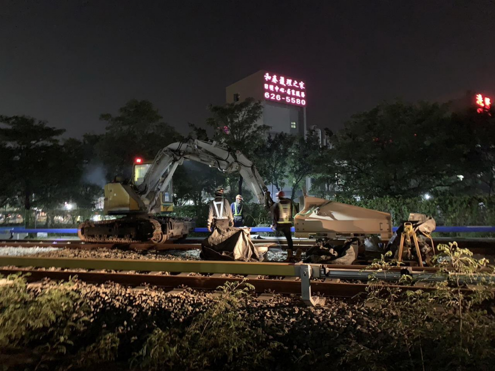 高雄捷運-興建中路網岡山路竹延伸線-第一階段施工照片