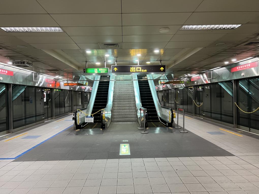 高雄捷運紅線沿線車站介紹-高雄國際機場站(R4)-月台層