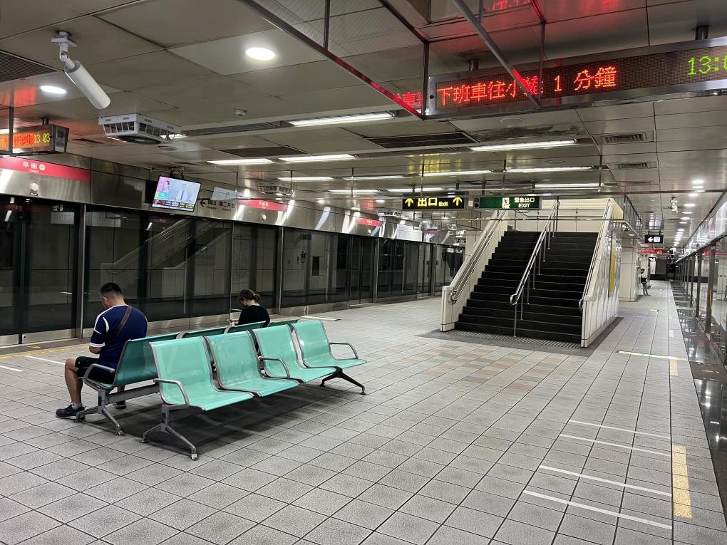 高雄捷運紅線沿線車站介紹-草衙站(R4A)-月台層