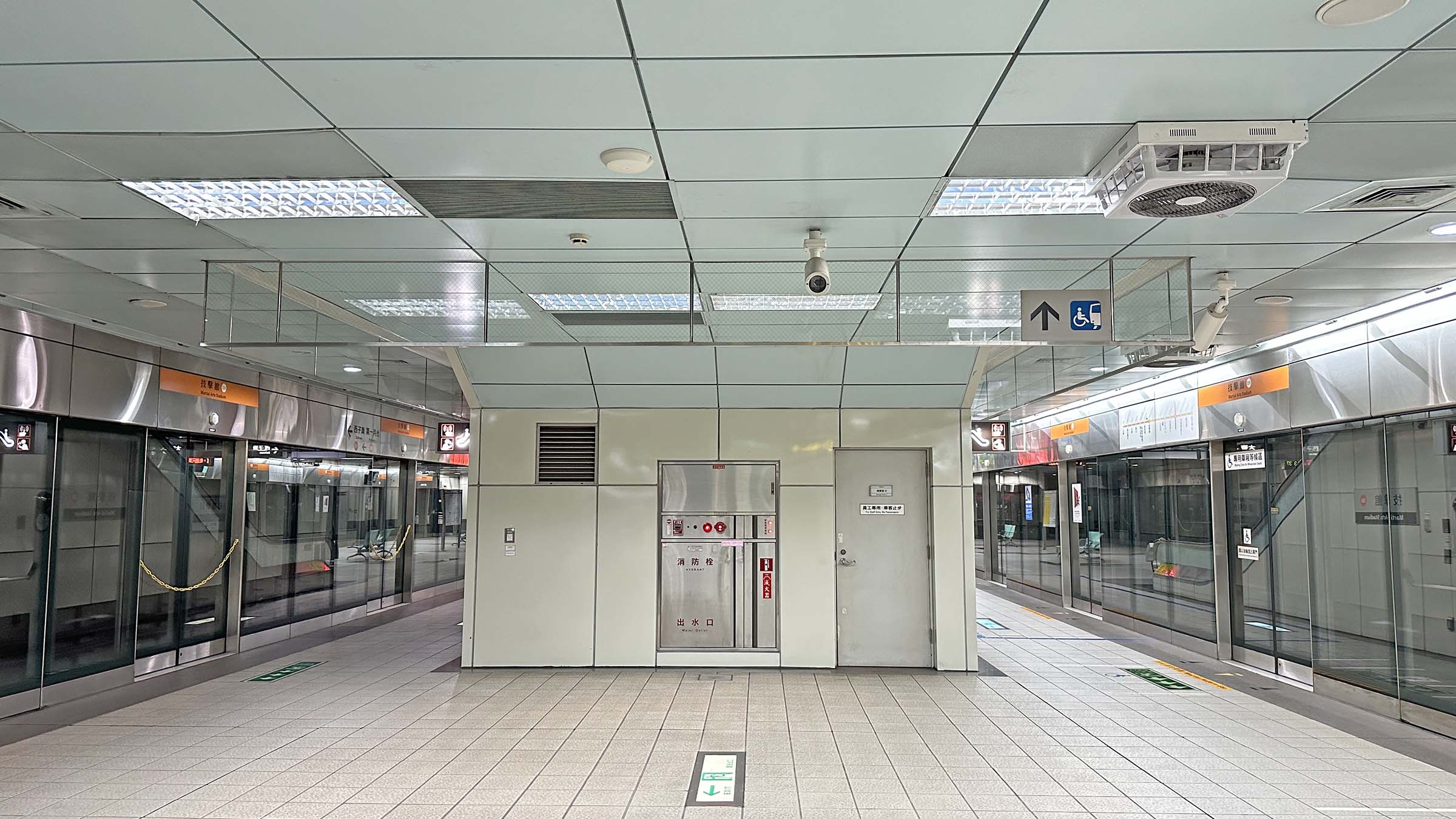 高雄捷運橘線沿線車站介紹-苓雅運動園區站(O9)月台層