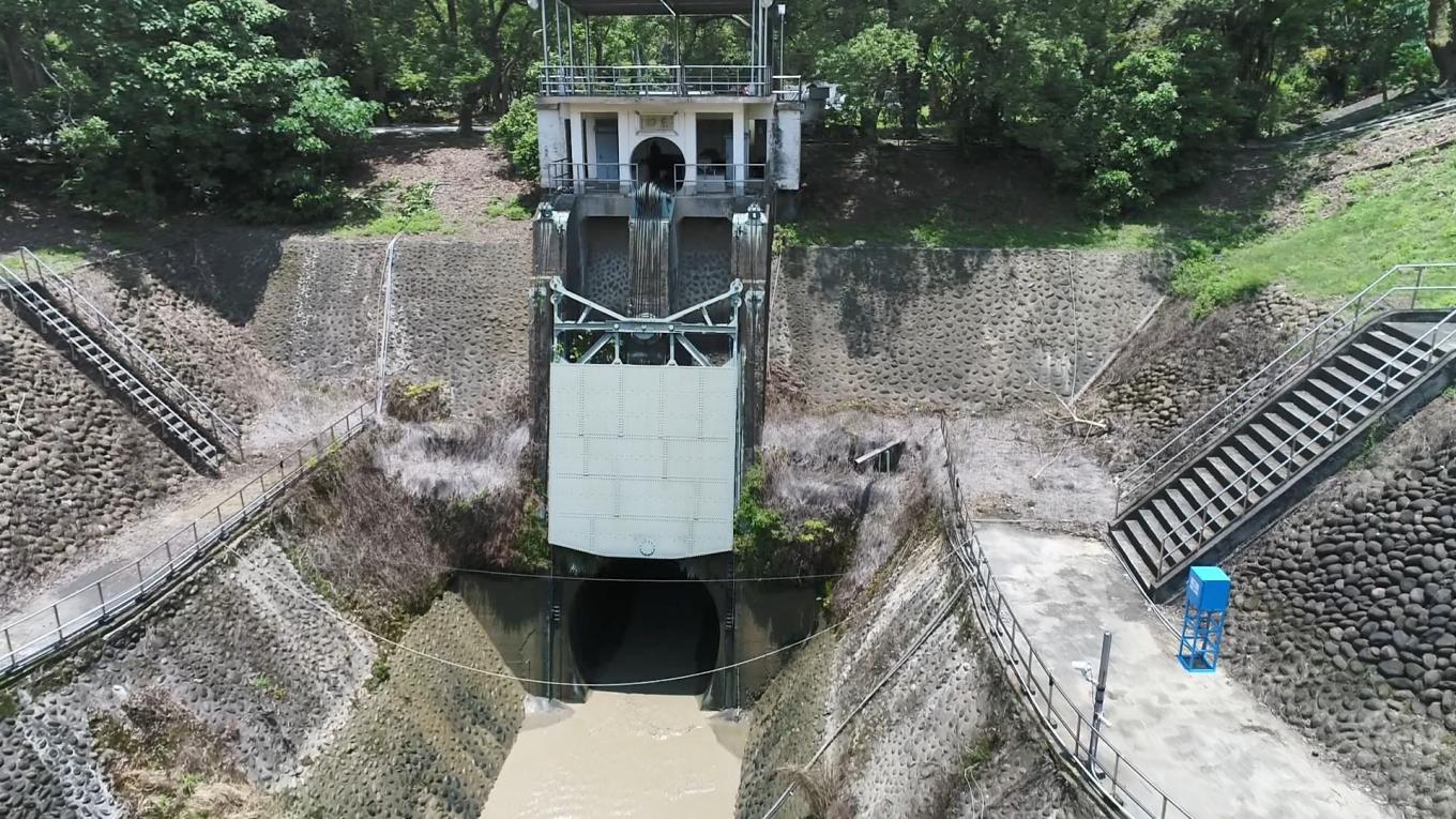 烏山嶺隧道進水口