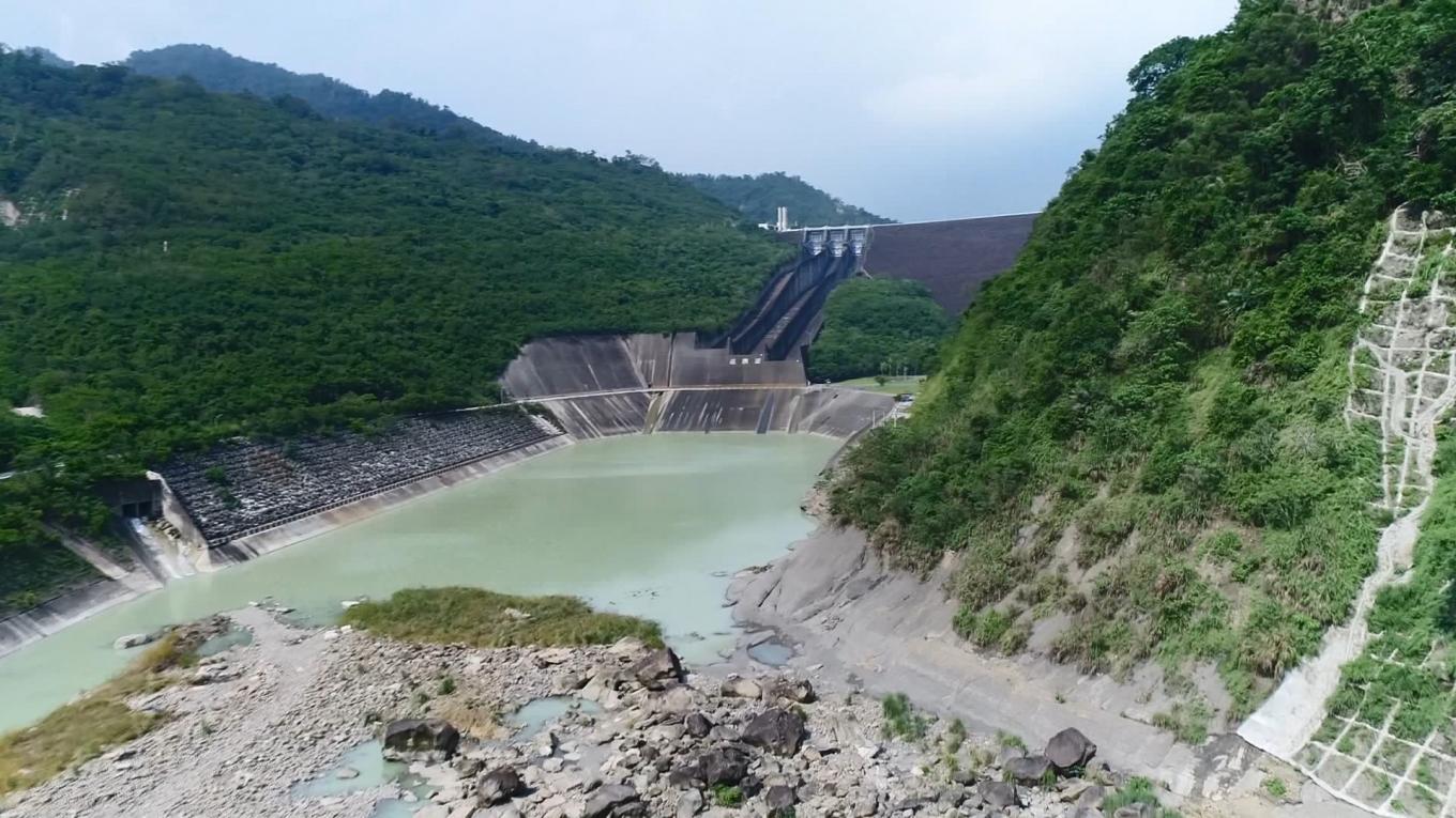 曾文水庫溢洪道與消洪能池