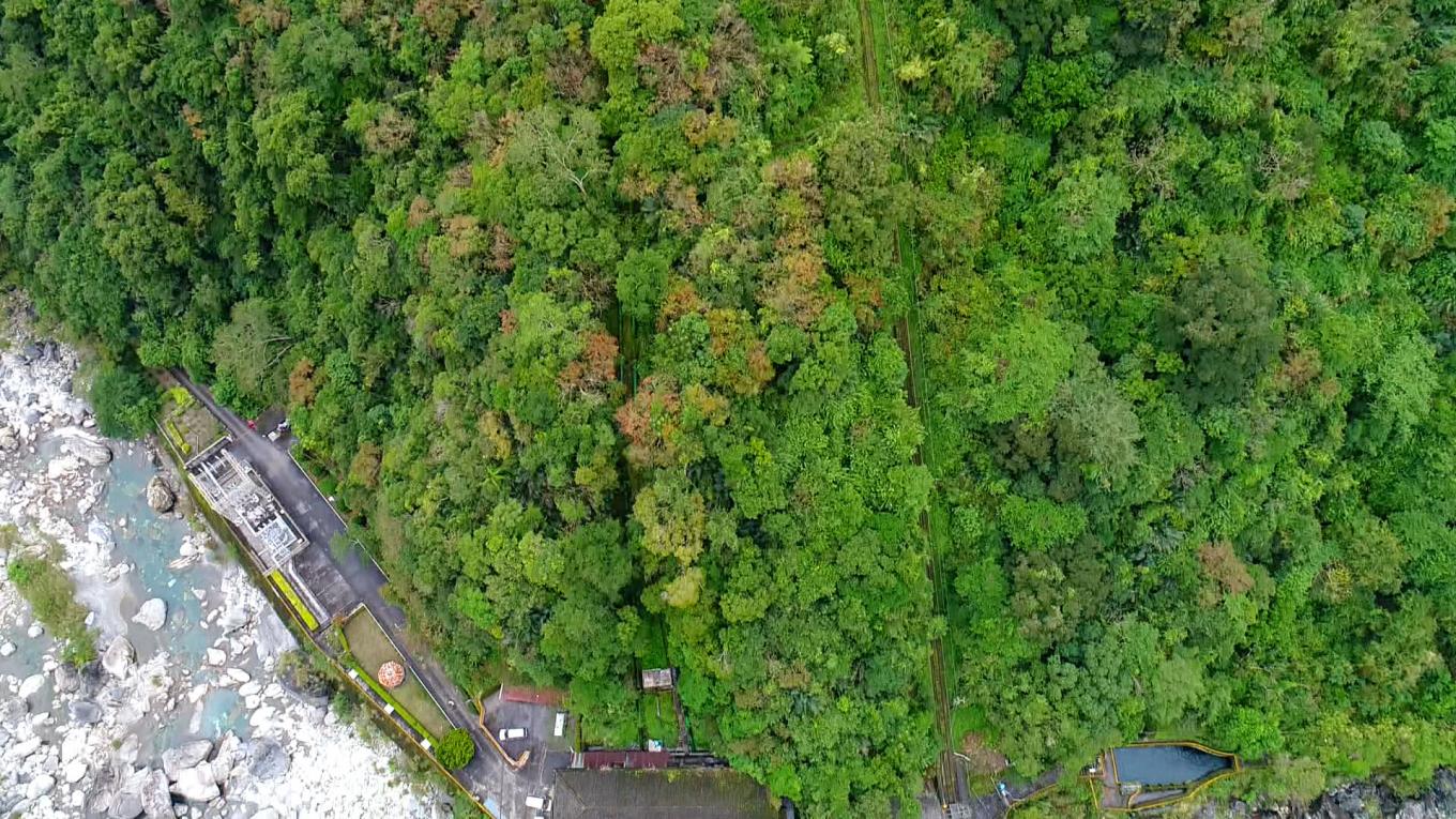 木瓜溪流域清水電廠壓力鋼管及台車道