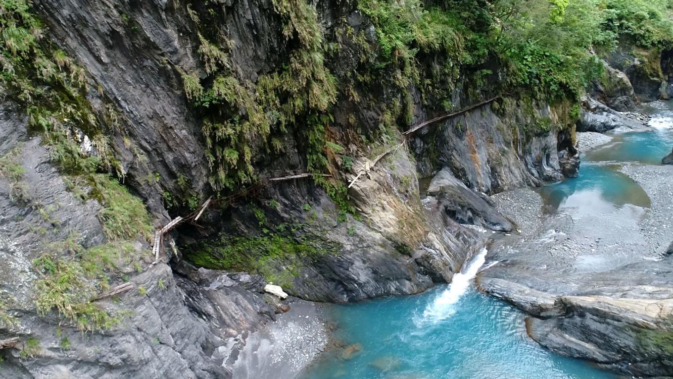 木瓜溪上方通往龍澗電廠的舊棧道