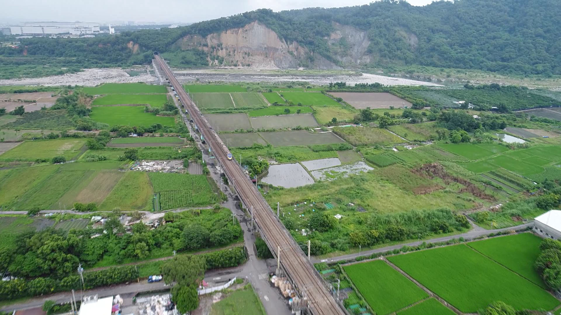 十大建設之鐵路電氣化現況