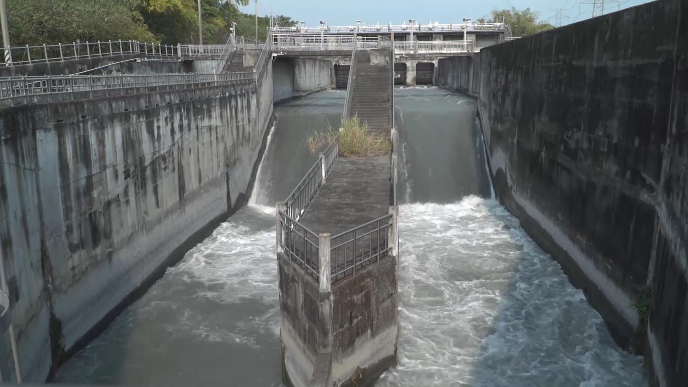 八堡圳分水工 (新八堡圳分制水門)上游面