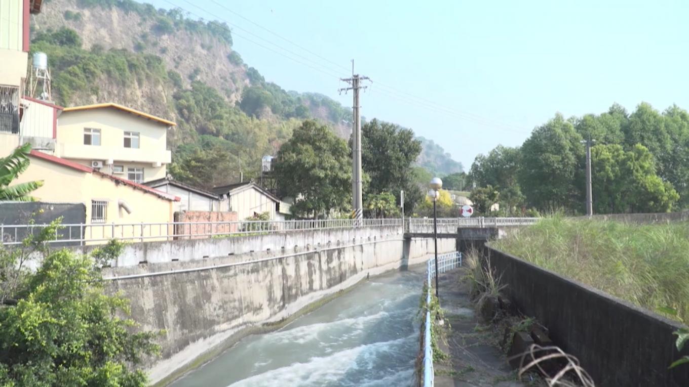 八堡圳水源集集堰北岸聯絡渠道(八堡圳分水工附近段)