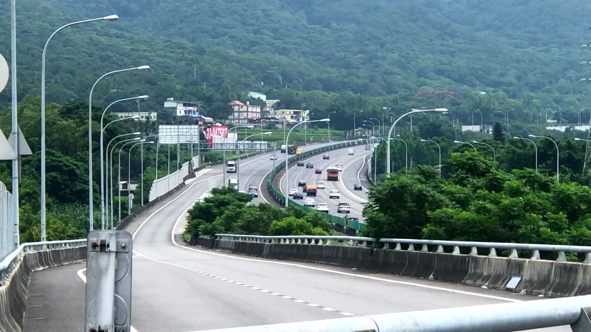 榮工處承辦之中山南北高速公路