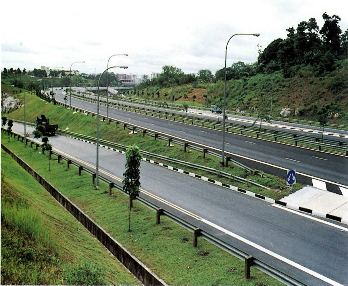 榮工處承接的新加坡快速道路工程