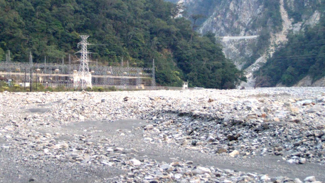 大甲溪流域敏督利風災前的青山電廠關關場