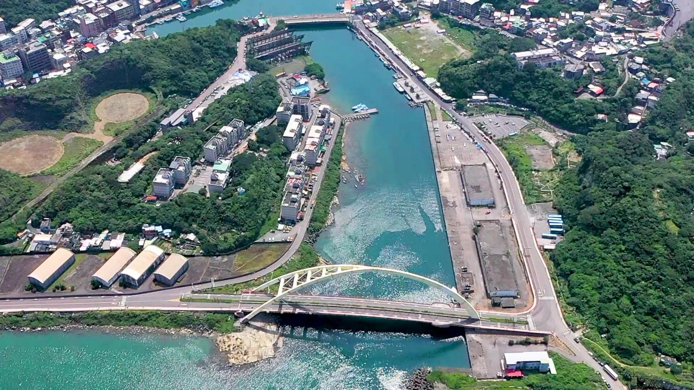 深澳電廠附近的和平島「社寮橋」