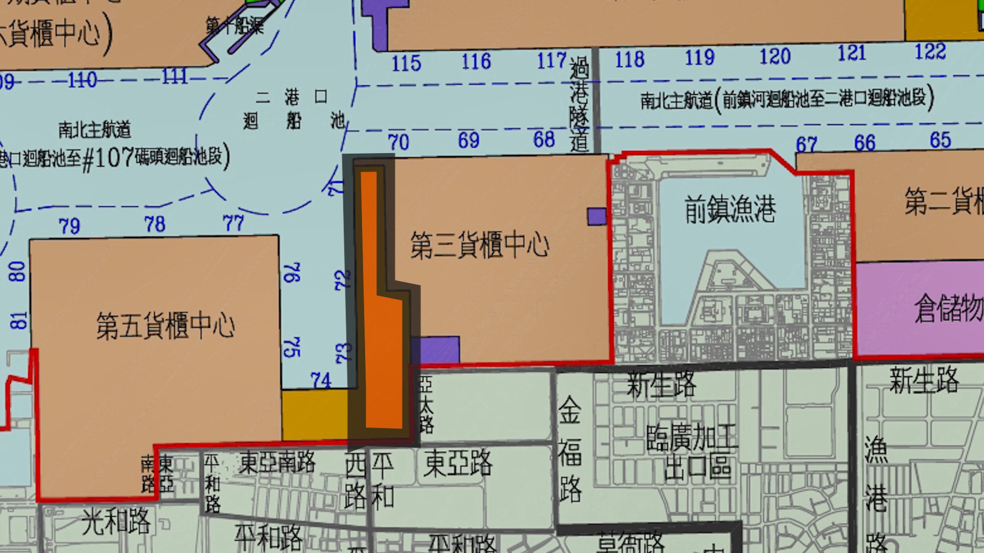 高雄港穀倉計畫：於1976年至1980年間建造，位於鄰近第三貨櫃中心，此一穀倉計畫係由於中島區之穀倉已不敷容納，水深亦不足以停靠3萬噸級以上船隻，