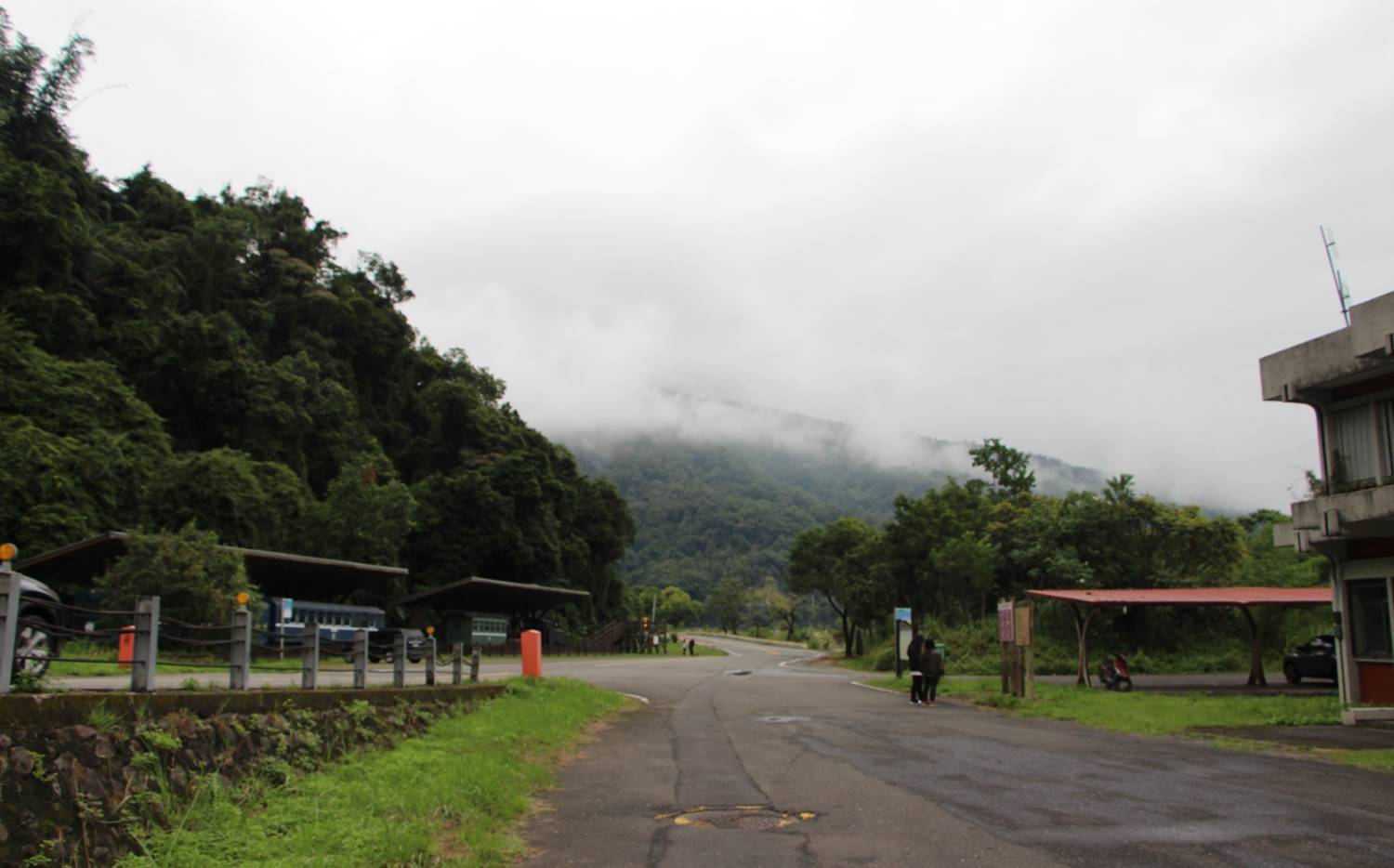 太平山林鐵土場車站展示之中華號運材火車及舊列車