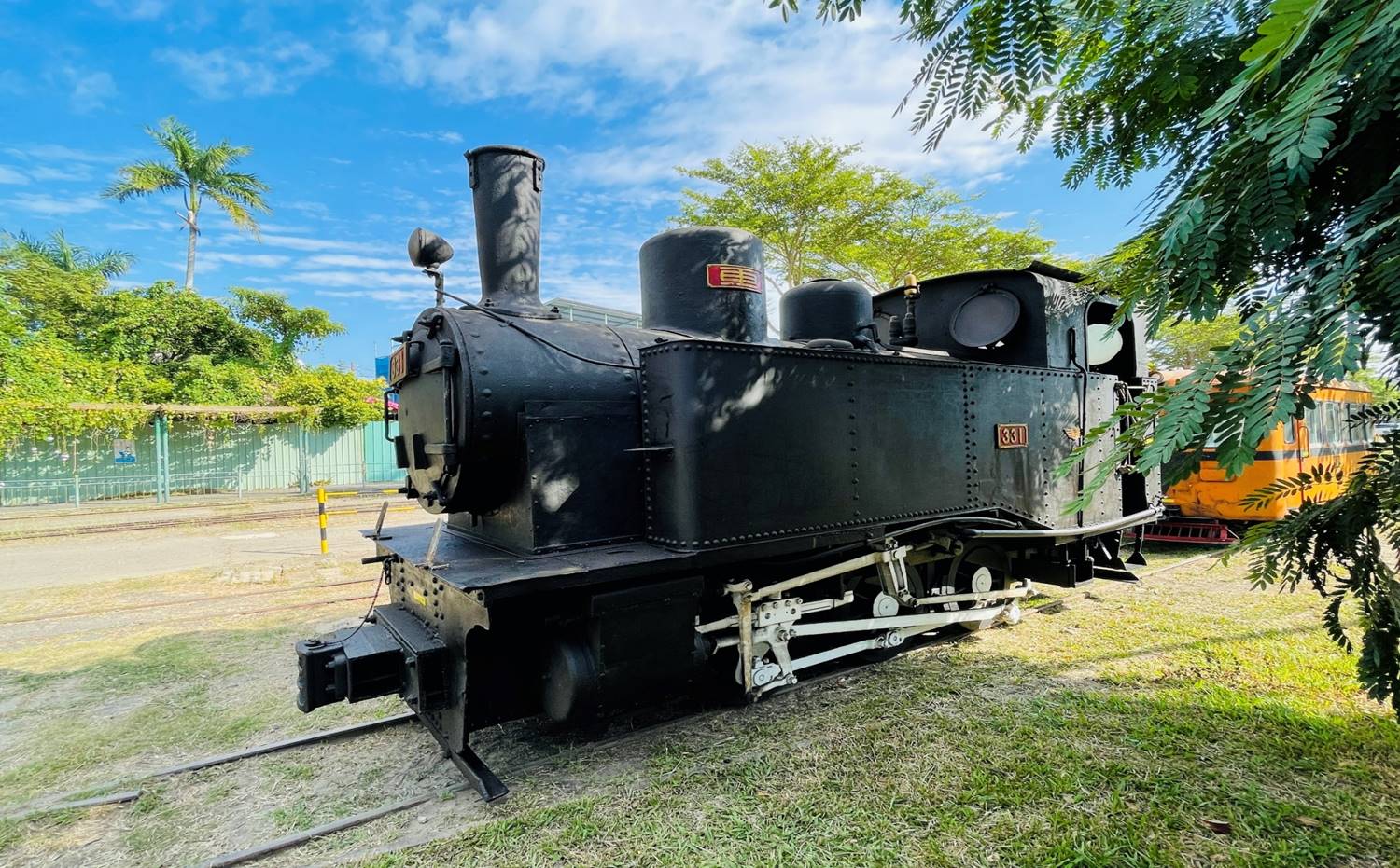 糖鐵內燃機車