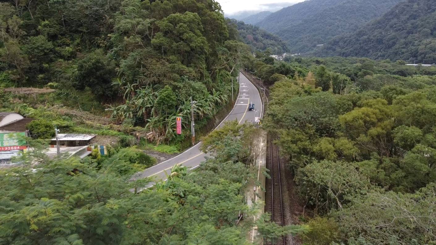 內灣支線鐵路富貴車站及周圍道路空拍