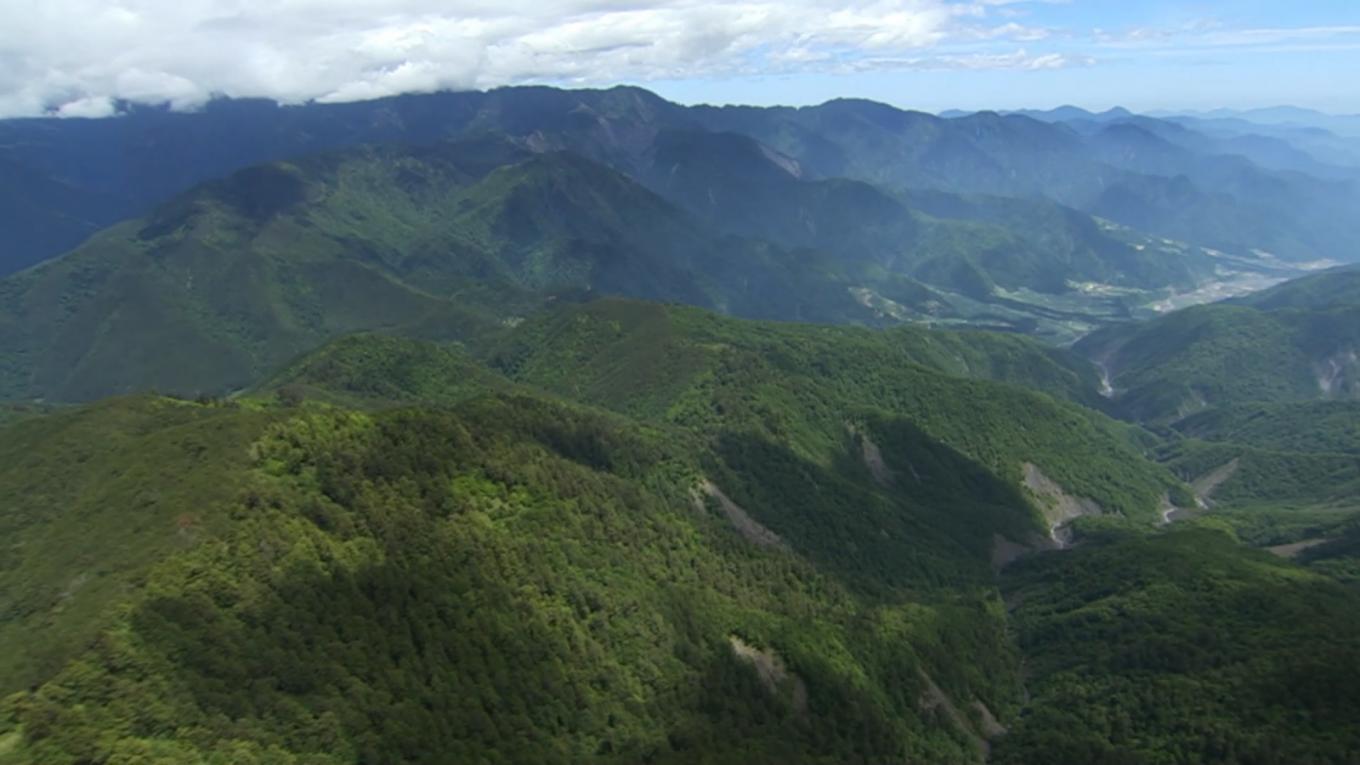 大甲溪流域上游山嵐情景