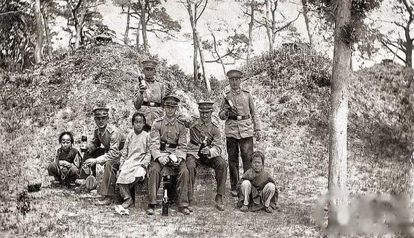 八國聯軍帶路黨