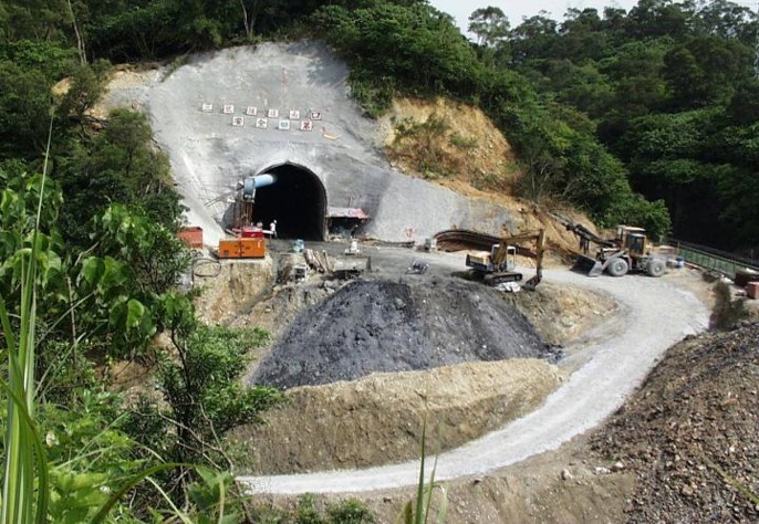 北廻鐡路車站與隧道工程