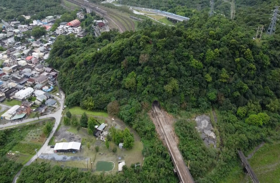 北廻鐡路車站與隧道工程