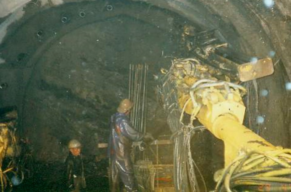 北廻鐡路車站與隧道工程