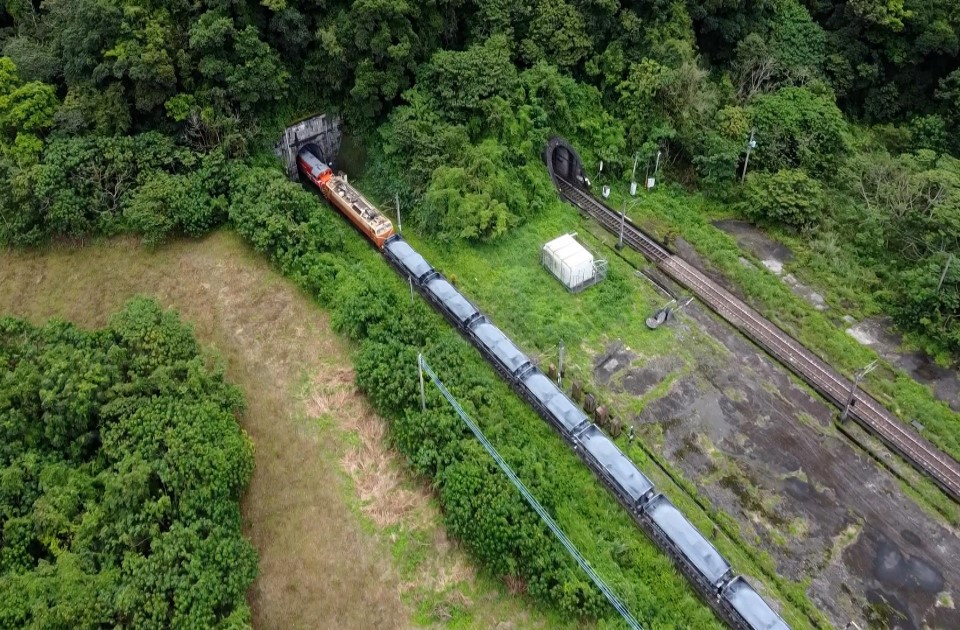 北廻鐡路車站與隧道工程