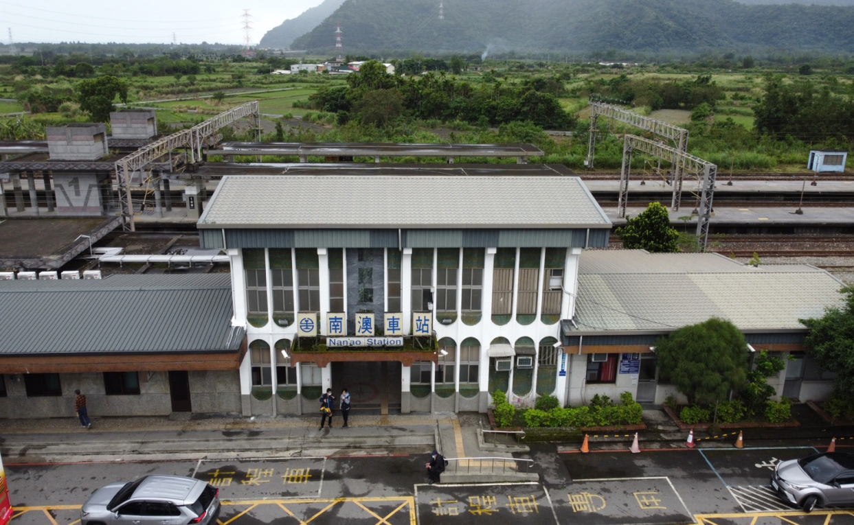 北廻鐡路車站與隧道工程