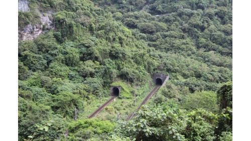 北廻鐡路車站與隧道工程