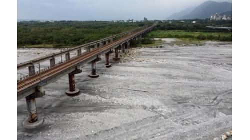 北迴鐵路雙軌化主要雙線橋樑工程