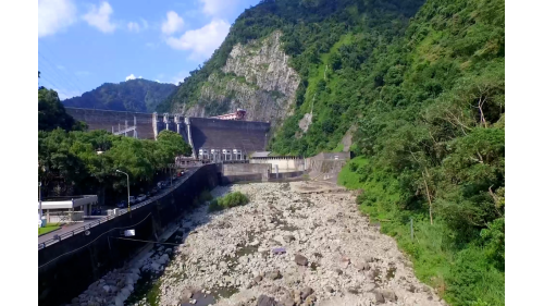 十四項基本建設明潭抽蓄水力發電廠內部