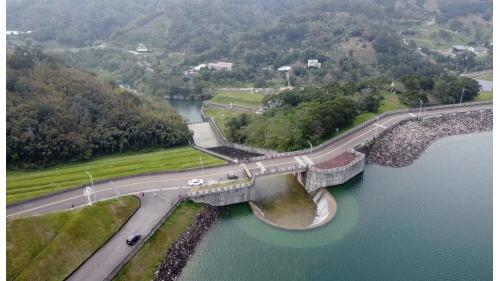 寶山淨水場水源寶山第二水庫溢洪道全貌