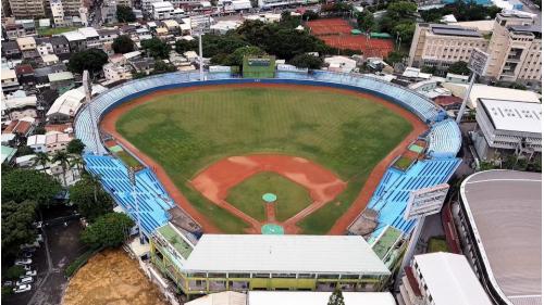 台中水道台中棒球場原稱水源地野球場