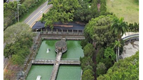 日治時期豐原水道清水池為現今中正公園魚池。昔日清水池加氯清淨水質後，注入配水池，配水給神岡及豐原。